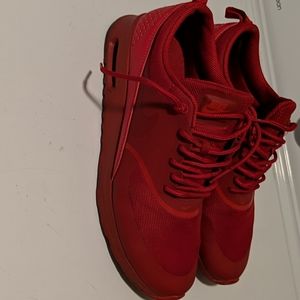 Red Nike Air Max